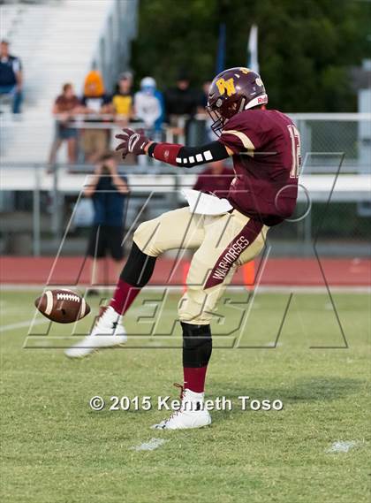 Thumbnail 1 in Central Catholic @ Devine photogallery.