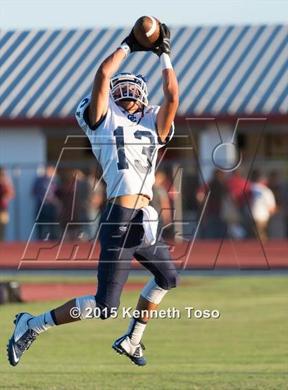 Thumbnail 2 in Central Catholic @ Devine photogallery.