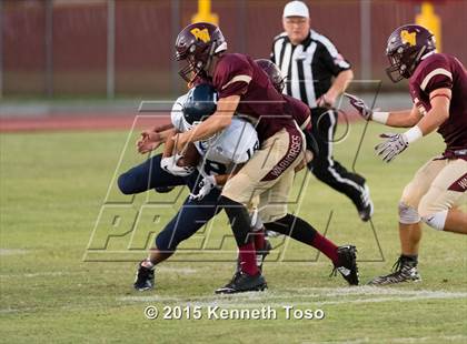 Thumbnail 3 in Central Catholic @ Devine photogallery.