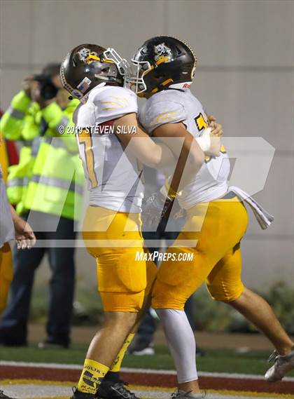 Thumbnail 3 in Bishop's vs. El Camino (CIF SDS D2 Final) photogallery.