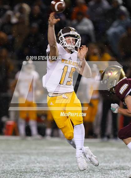 Thumbnail 3 in Bishop's vs. El Camino (CIF SDS D2 Final) photogallery.