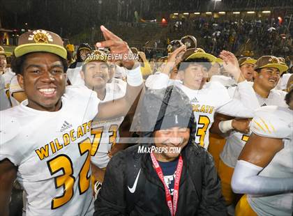 Thumbnail 3 in Bishop's vs. El Camino (CIF SDS D2 Final) photogallery.