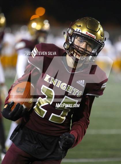 Thumbnail 1 in Bishop's vs. El Camino (CIF SDS D2 Final) photogallery.