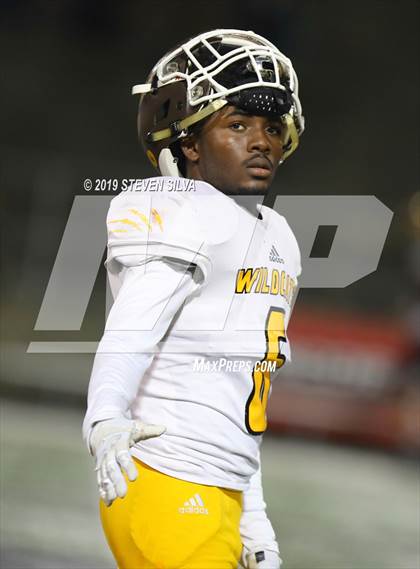 Thumbnail 1 in Bishop's vs. El Camino (CIF SDS D2 Final) photogallery.