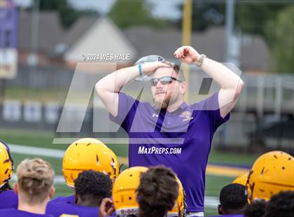Thumbnail 3 in Hernando @ DeSoto Central photogallery.