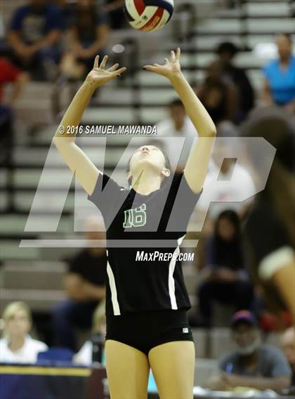 Thumbnail 3 in Granada Hills Charter vs Palisades (CIF LACS Final) photogallery.
