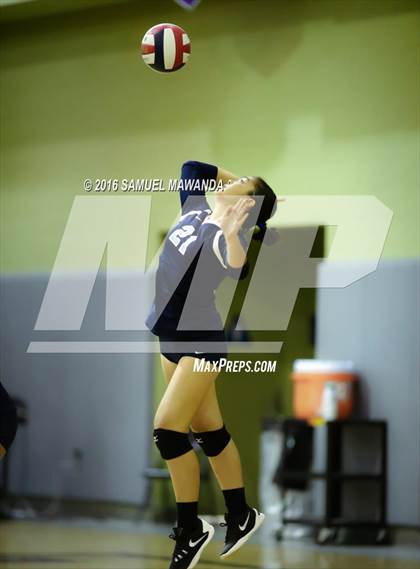 Thumbnail 3 in Granada Hills Charter vs Palisades (CIF LACS Final) photogallery.