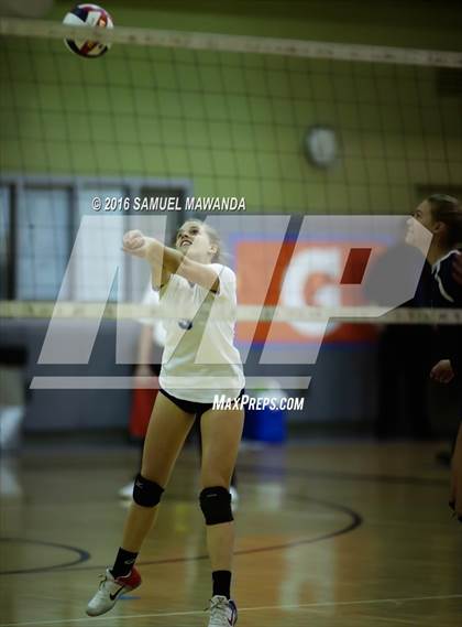 Thumbnail 2 in Granada Hills Charter vs Palisades (CIF LACS Final) photogallery.