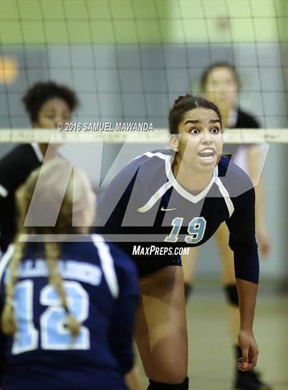 Thumbnail 2 in Granada Hills Charter vs Palisades (CIF LACS Final) photogallery.