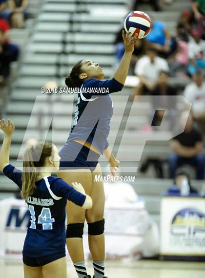 Thumbnail 2 in Granada Hills Charter vs Palisades (CIF LACS Final) photogallery.