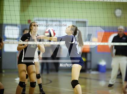 Thumbnail 2 in Granada Hills Charter vs Palisades (CIF LACS Final) photogallery.