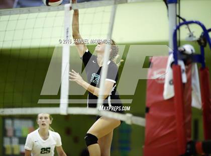 Thumbnail 3 in Granada Hills Charter vs Palisades (CIF LACS Final) photogallery.