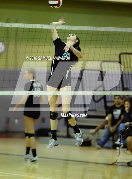 Thumbnail 3 in Granada Hills Charter vs Palisades (CIF LACS Final) photogallery.