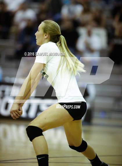 Thumbnail 2 in Granada Hills Charter vs Palisades (CIF LACS Final) photogallery.