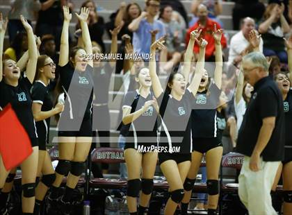 Thumbnail 3 in Granada Hills Charter vs Palisades (CIF LACS Final) photogallery.