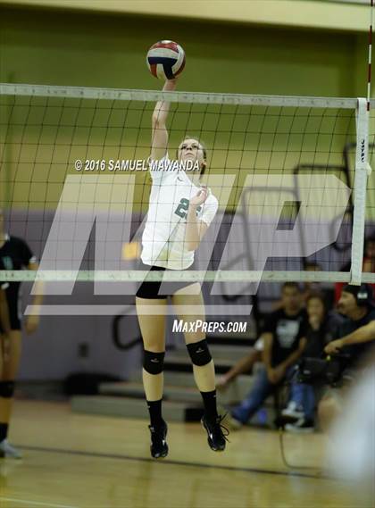 Thumbnail 2 in Granada Hills Charter vs Palisades (CIF LACS Final) photogallery.