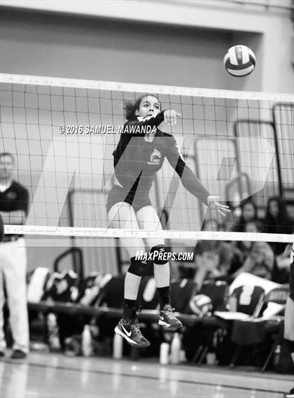Thumbnail 1 in Granada Hills Charter vs Palisades (CIF LACS Final) photogallery.