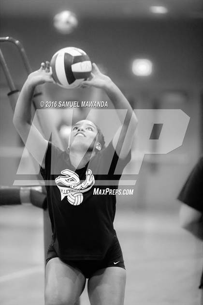Thumbnail 2 in Granada Hills Charter vs Palisades (CIF LACS Final) photogallery.