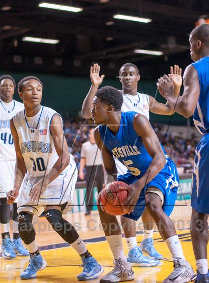 Thumbnail 3 in Statesville vs Hunter Huss (NCHSAA 3A Western Regional Final) photogallery.