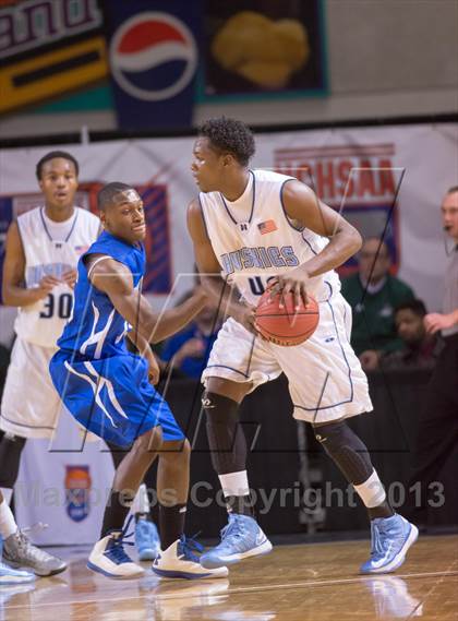 Thumbnail 1 in Statesville vs Hunter Huss (NCHSAA 3A Western Regional Final) photogallery.