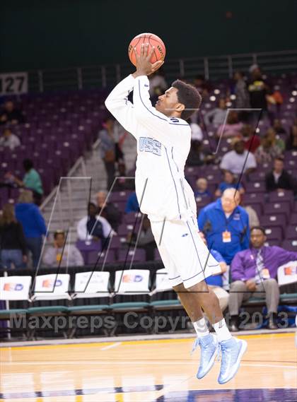 Thumbnail 2 in Statesville vs Hunter Huss (NCHSAA 3A Western Regional Final) photogallery.