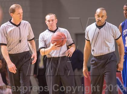 Thumbnail 1 in Statesville vs Hunter Huss (NCHSAA 3A Western Regional Final) photogallery.