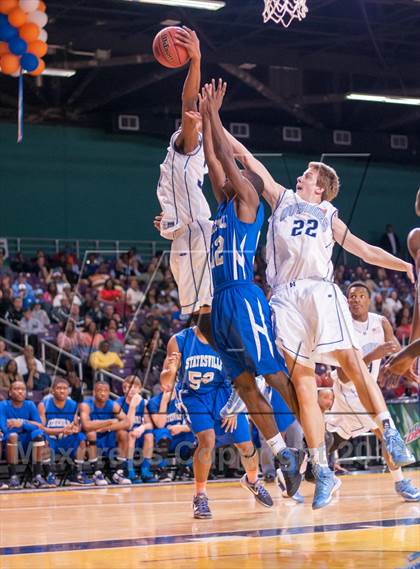 Thumbnail 1 in Statesville vs Hunter Huss (NCHSAA 3A Western Regional Final) photogallery.