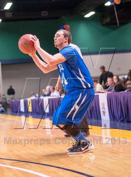 Thumbnail 1 in Statesville vs Hunter Huss (NCHSAA 3A Western Regional Final) photogallery.
