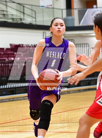 Thumbnail 1 in Lee [Robert E.] vs Weslaco (NEISD Invitational) photogallery.