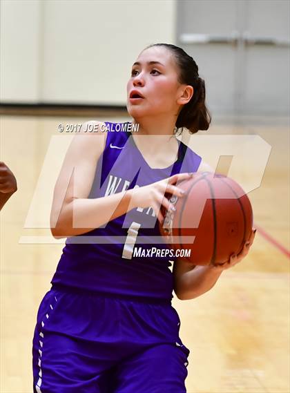 Thumbnail 1 in Lee [Robert E.] vs Weslaco (NEISD Invitational) photogallery.