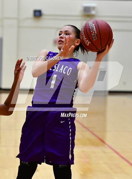 Thumbnail 3 in Lee [Robert E.] vs Weslaco (NEISD Invitational) photogallery.