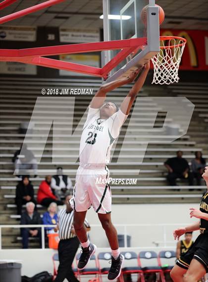 Thumbnail 1 in Plano East vs Fort Bend Hightower (McDonald's Texas Invitational) photogallery.
