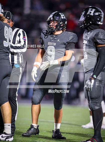 Thumbnail 3 in Dickson County @ Houston (TSSAA 6A 1st Round) photogallery.