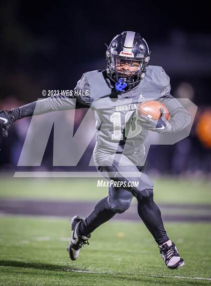 Thumbnail 1 in Dickson County @ Houston (TSSAA 6A 1st Round) photogallery.