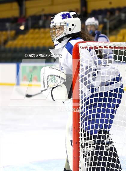 Thumbnail 3 in Millburn vs Oratory Prep photogallery.