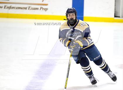 Thumbnail 3 in Millburn vs Oratory Prep photogallery.