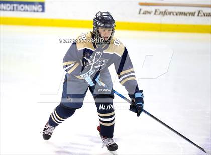 Thumbnail 2 in Millburn vs Oratory Prep photogallery.