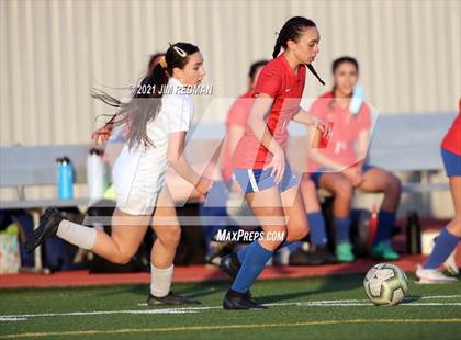 Thumbnail 3 in Rouse @ Leander photogallery.