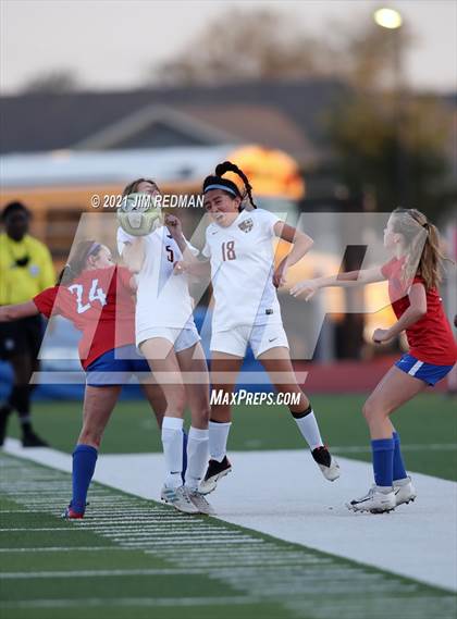 Thumbnail 2 in Rouse @ Leander photogallery.