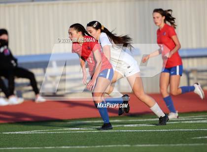 Thumbnail 2 in Rouse @ Leander photogallery.