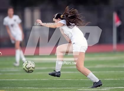 Thumbnail 1 in Rouse @ Leander photogallery.