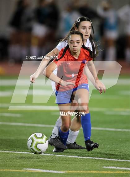 Thumbnail 3 in Rouse @ Leander photogallery.