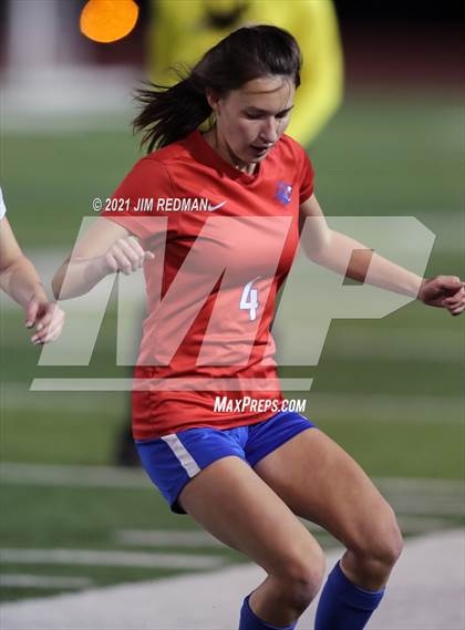 Thumbnail 1 in Rouse @ Leander photogallery.