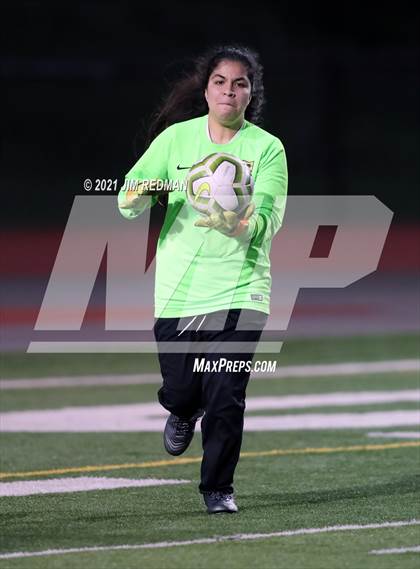 Thumbnail 3 in Rouse @ Leander photogallery.