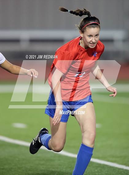 Thumbnail 2 in Rouse @ Leander photogallery.
