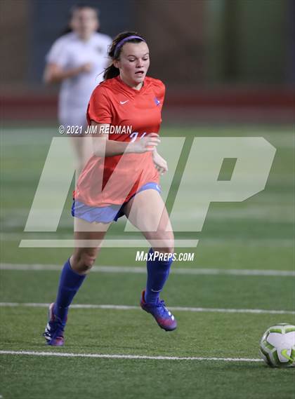 Thumbnail 2 in Rouse @ Leander photogallery.
