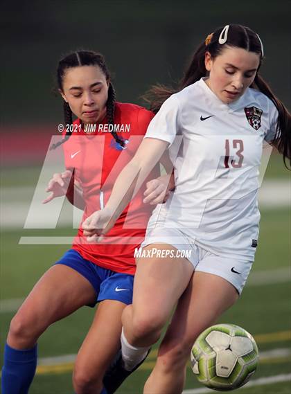 Thumbnail 2 in Rouse @ Leander photogallery.