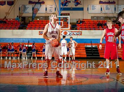 Thumbnail 2 in Calloway County vs. Massac County (Marshall County Hoopfest) photogallery.