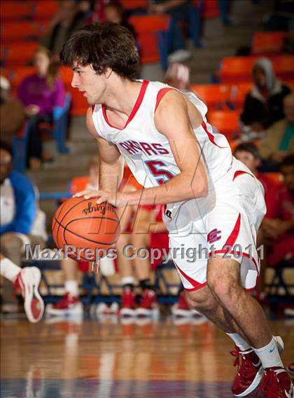 Thumbnail 2 in Calloway County vs. Massac County (Marshall County Hoopfest) photogallery.