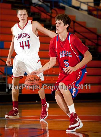 Thumbnail 1 in Calloway County vs. Massac County (Marshall County Hoopfest) photogallery.
